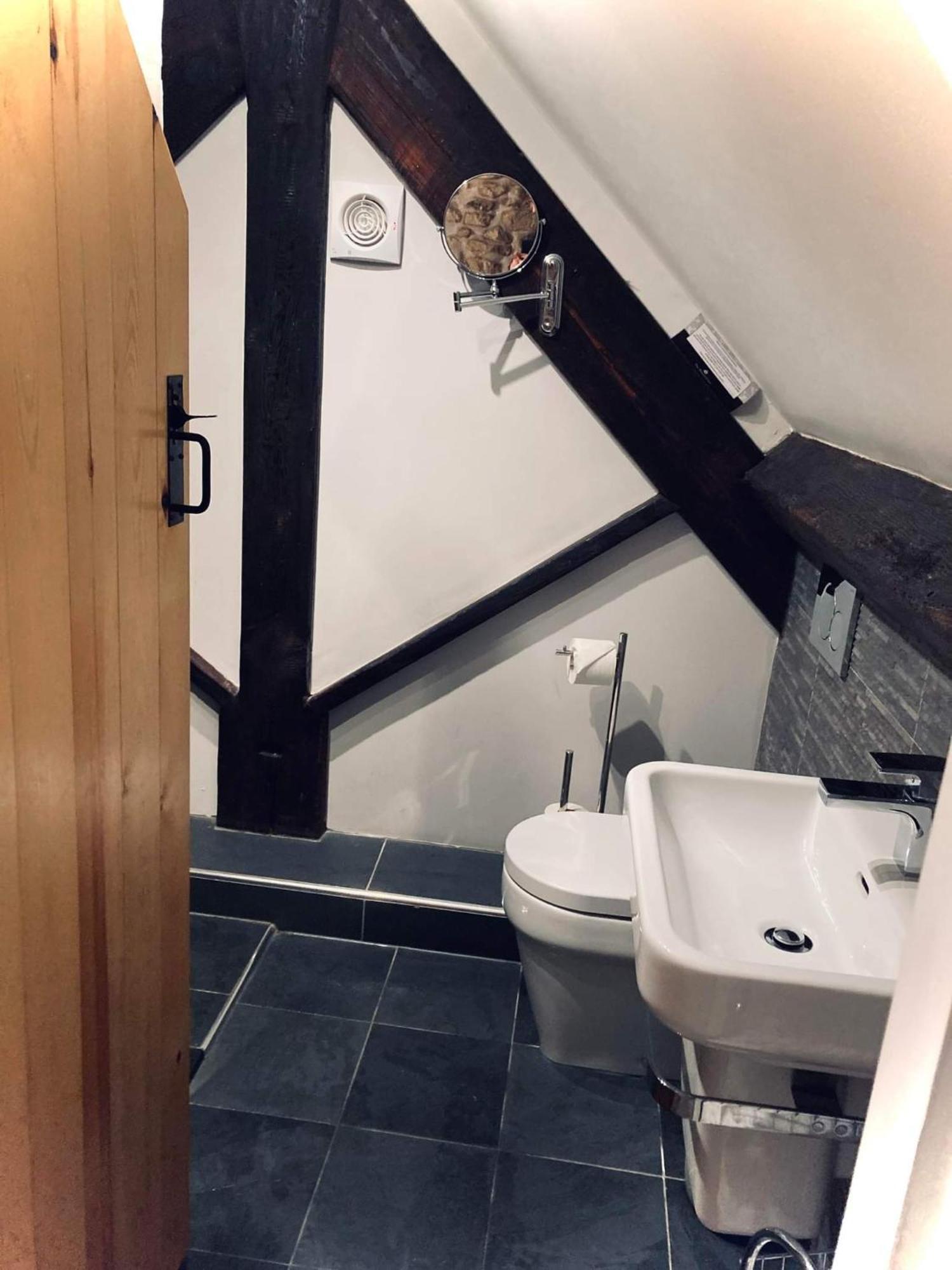 The Manifold Inn Hotel Хартингтън Екстериор снимка
