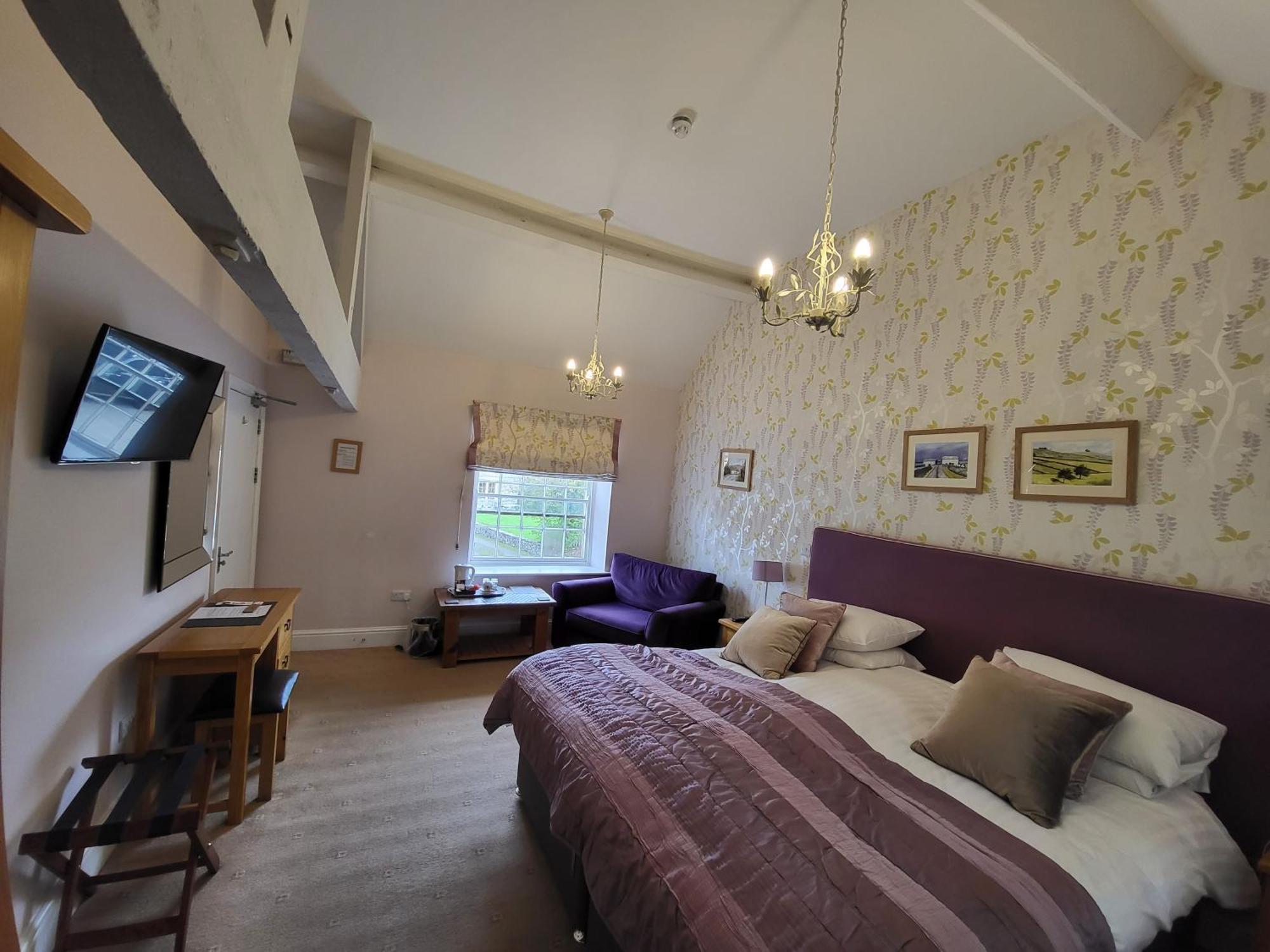 The Manifold Inn Hotel Хартингтън Екстериор снимка