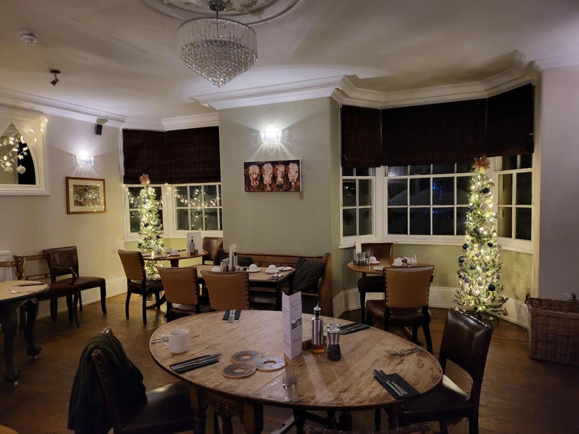 The Manifold Inn Hotel Хартингтън Екстериор снимка