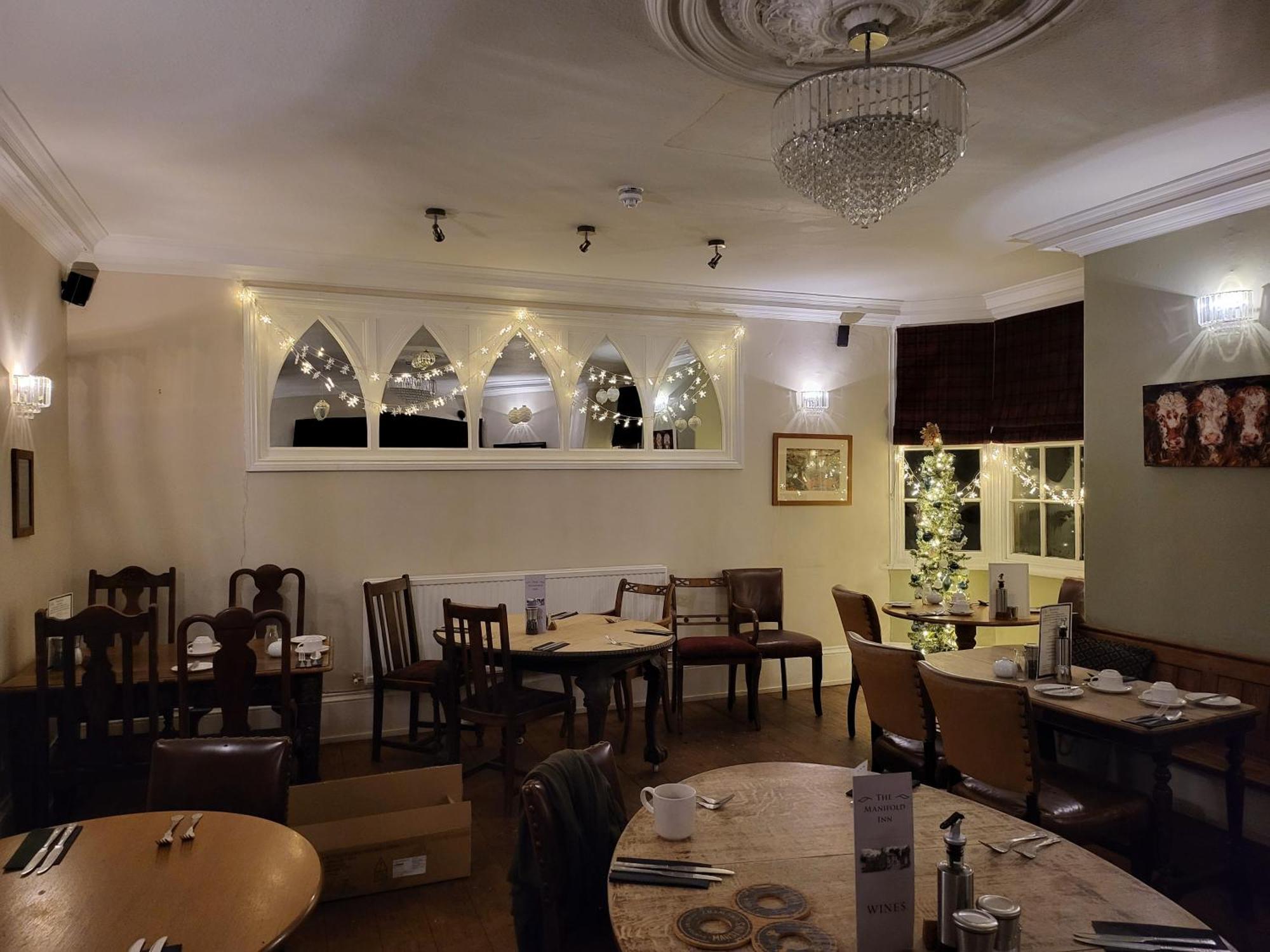 The Manifold Inn Hotel Хартингтън Екстериор снимка